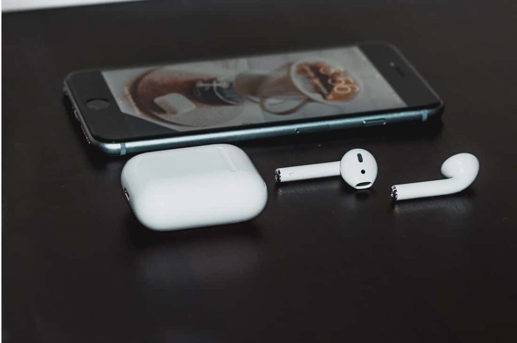 AirPods keep Disconnecting From iPhone