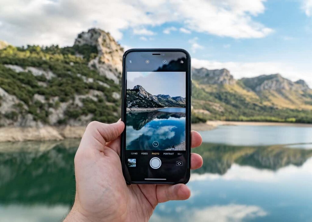 Make iPhone Camera Shoot Photos in JPG Instead of HEIC